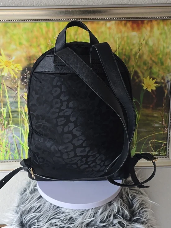 Michael Kors Black Leopard Nylon Backpack Gold Zip MK Logo EUC - Picture 4 of 12